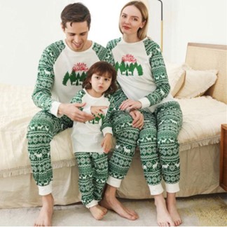 The Best Matching Pyjamas for Family Christmas Photo Shoots in the UK