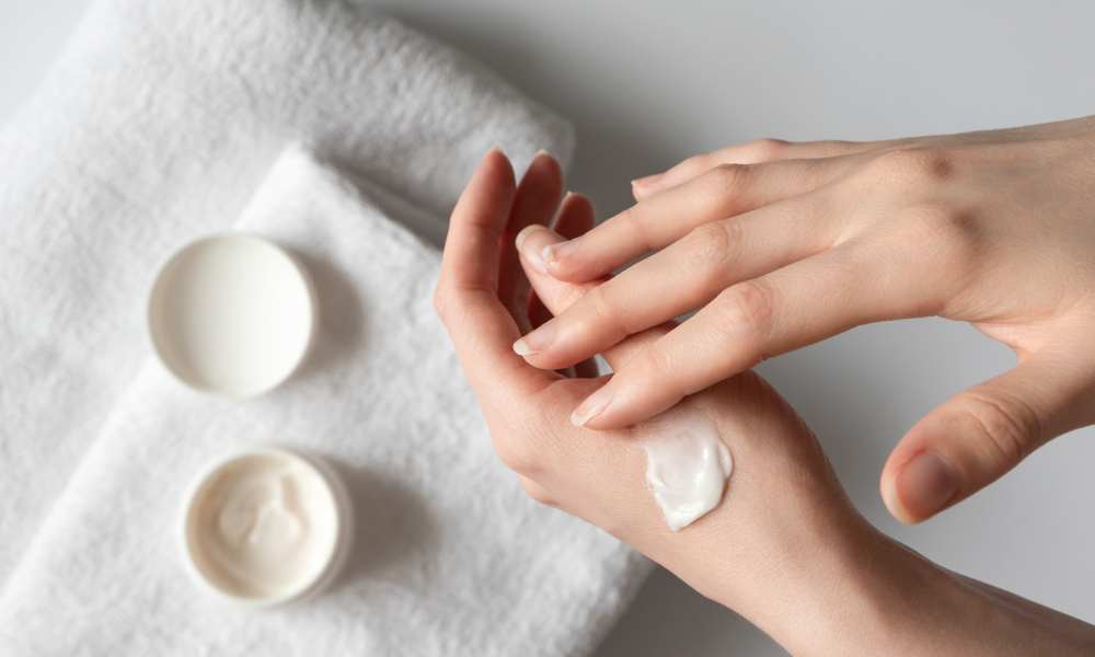 Unlocking the Secrets of Moisturizers and Creams: Nourishing Your Skin for Radiant Beauty