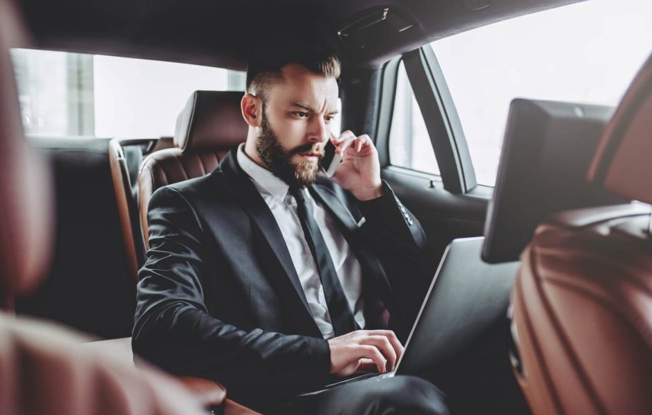The Benefits of Corporate Transportation Services for Business Travelers